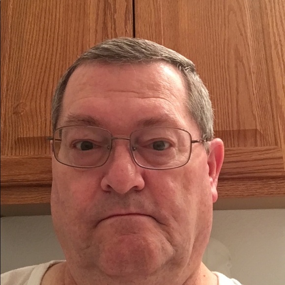 Profile Picture of Richard Bowman (@rbowman838) on Poshmark