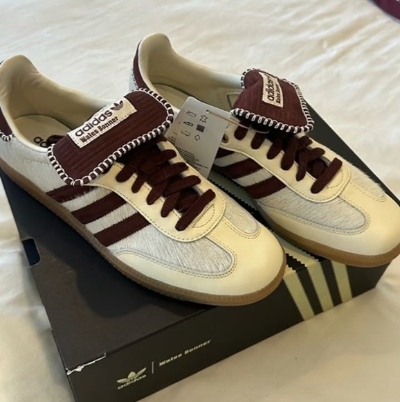 Profile Picture of Corey Spencer (@spencer1753) on Poshmark