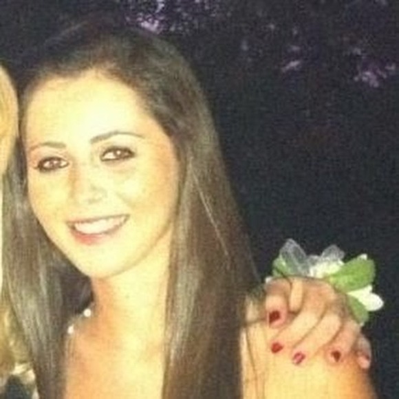 Profile Picture of Marta Weisler (@marta777777777) on Poshmark