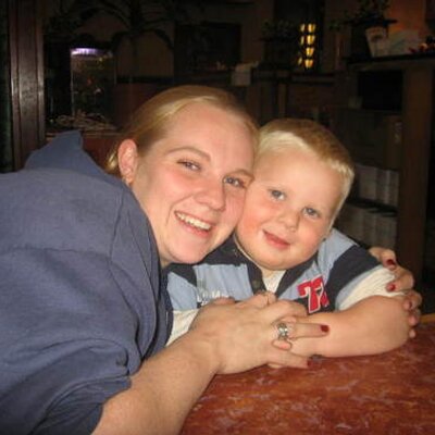 Profile Picture of Nancy Bergen (@caggetme) on Twitter
