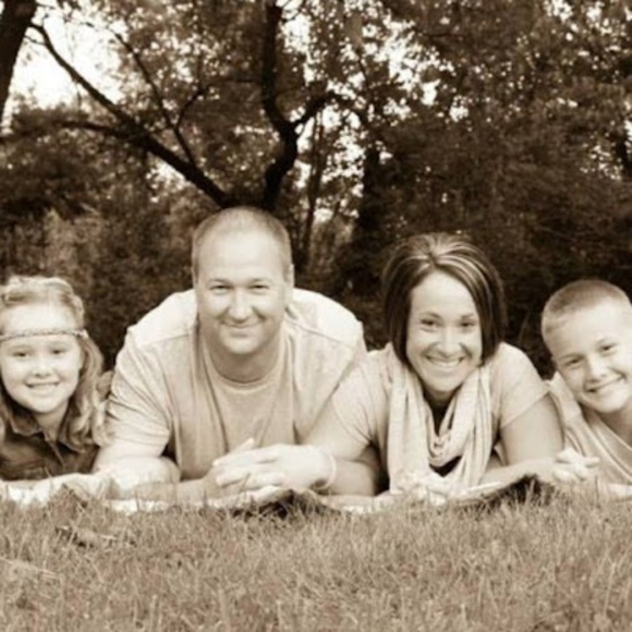 Profile Picture of Marni Stusse (@marnistusse) on Poshmark