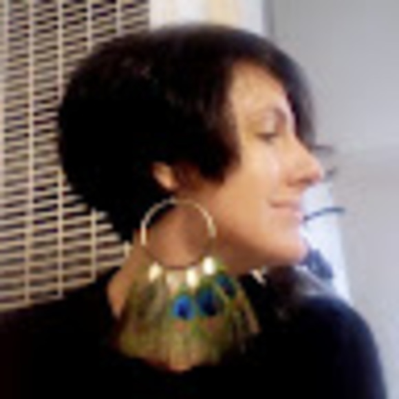 Profile Picture of Dawn Whitaker (@opiumdenvintage) on Poshmark