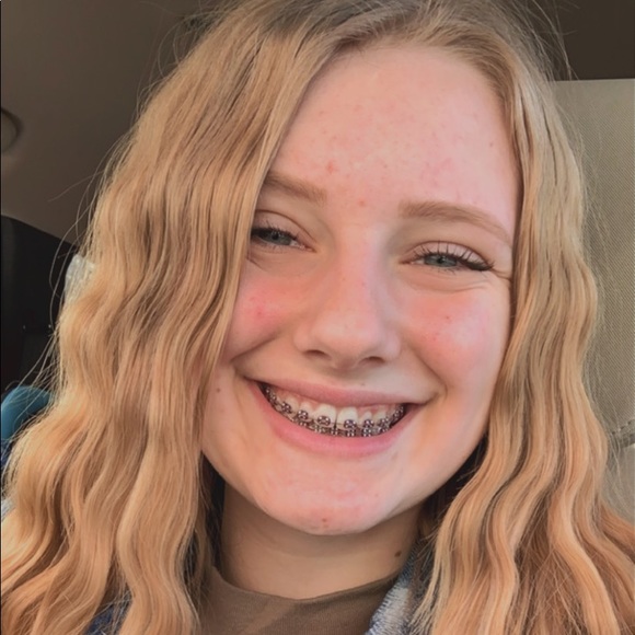 Profile Picture of Briana Haney (@briana_haney) on Poshmark
