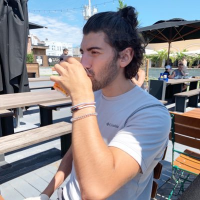Profile Picture of Peter Ponce 🐝 (@petergponce) on Twitter