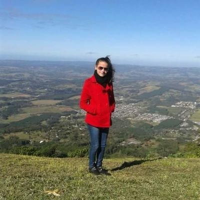 Profile Picture of Izadora Kolodzey (@izadorakolodzey) on Twitter