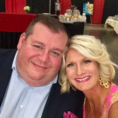 Profile Picture of Amy Wolfe (@justamywv) on Twitter