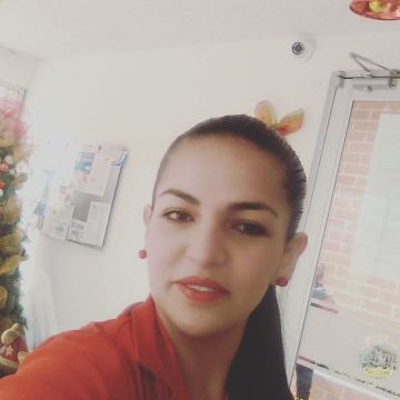 Profile Picture of Lorena Daniels (@lore_eventos) on Twitter