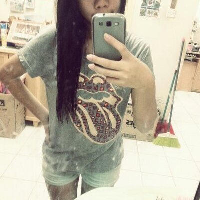 Profile Picture of Winnie Yong (@winnieyjj98) on Twitter