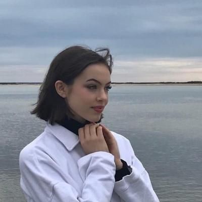 Profile Picture of Jessica Mansfieldm (@scottfnmzfi) on Tiktok