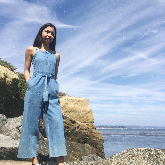 Profile Picture of Emma Finnigan (@efinnigan) on Poshmark