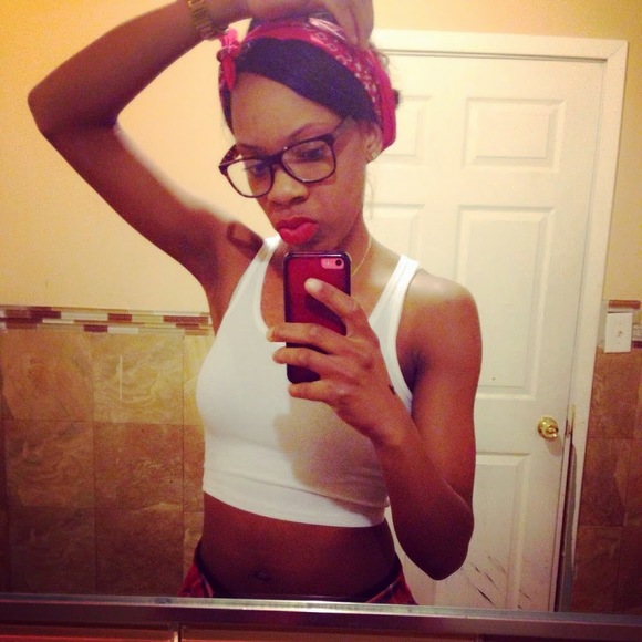 Profile Picture of Shakera Campbell (@keramriches) on Poshmark