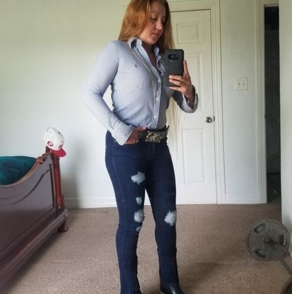 Profile Picture of Clarivel Rodríguez (@clarivel_r) on Poshmark