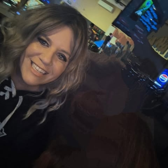 Profile Picture of Kerry Shaffer (@kerryshaffer) on Poshmark