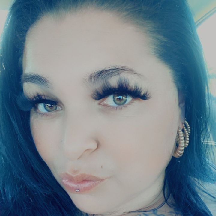 Profile Picture of Michelle (@buentellomichelle37) on Tiktok