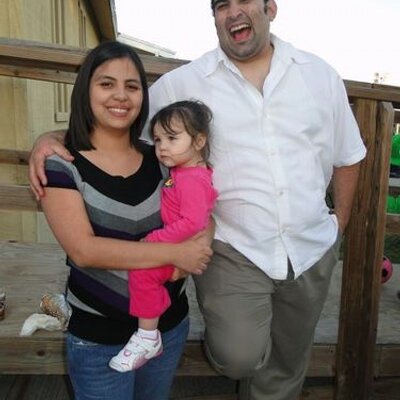 Profile Picture of Roxann Martinez (@RoxAndy12) on Twitter