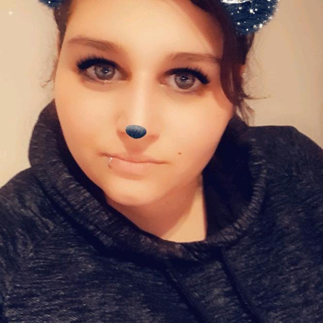 Profile Picture of Alexandra Schatz (@@alexandraschatz8) on Tiktok