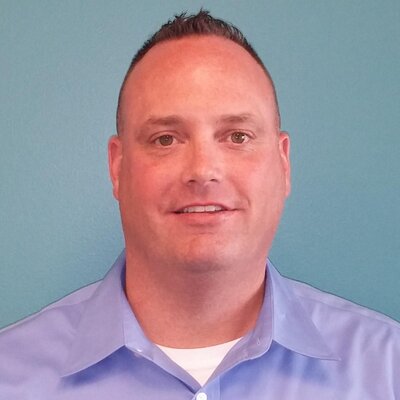 Profile Picture of Steve Roche (@SteveRoche10) on Twitter