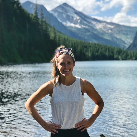 Profile Picture of Kelsey Shimshock (@kgshimshock) on Poshmark