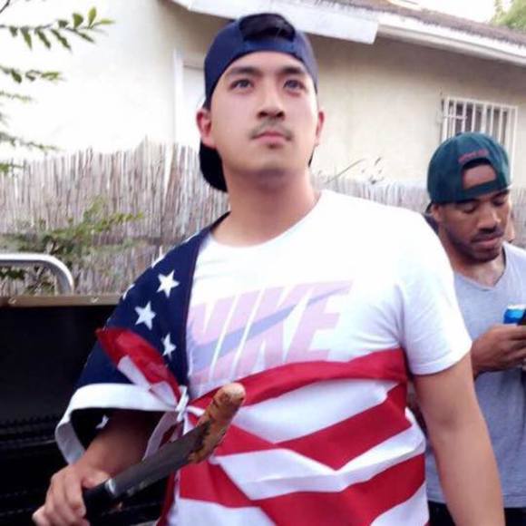 Profile Picture of Kevin Yang (@kyang627) on Poshmark