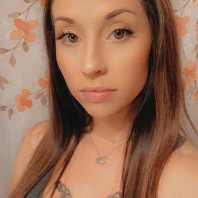 Profile Picture of Haley Wendell (@haley_wendell) on Twitter