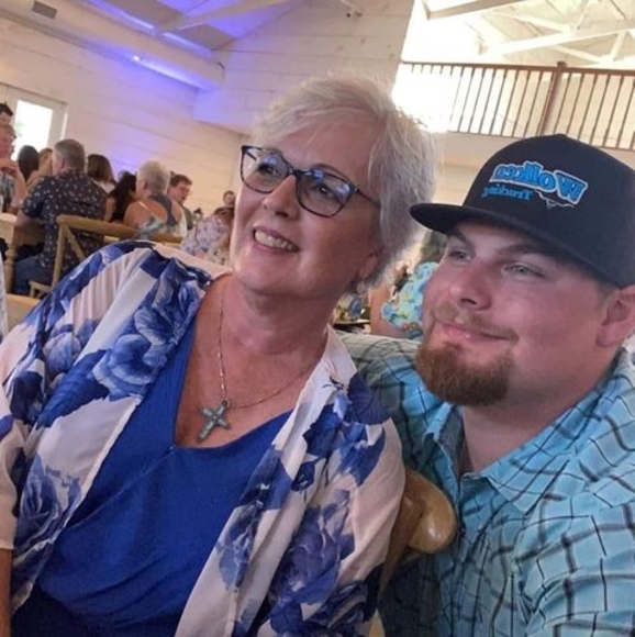 Profile Picture of Sheryl Gossard (@sherylgossard) on Poshmark