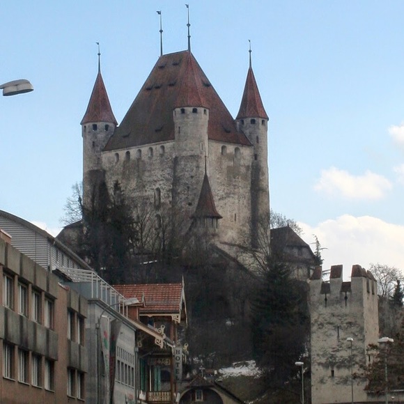 Profile Picture of Mirjam Greenwade (@mirjamgreenwade) on Poshmark