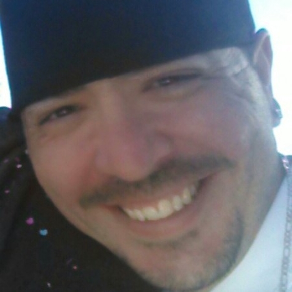 Profile Picture of Richard Gonzales (@gonzotattedup) on Poshmark