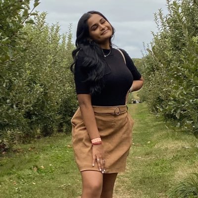Profile Picture of Ishwari Kellawan (@ishwarik_13) on Twitter