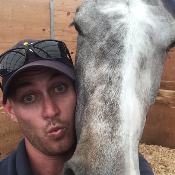 Profile Picture of Robert Breen (@bbreen562) on Poshmark