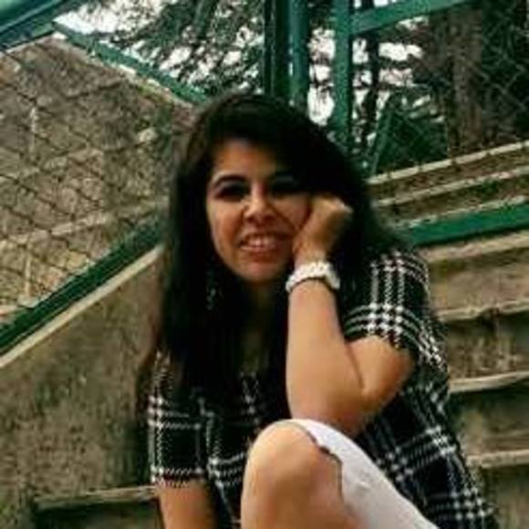 Profile Picture of Shilpi Jain (@shilpijain) on Poshmark