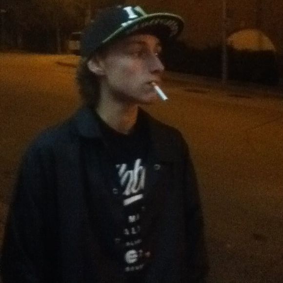 Profile Picture of Tevin Rauner (@alphakennyone66) on Poshmark