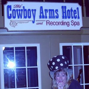 Profile Picture of Jolene Kay (@jolenejolene) on Myspace
