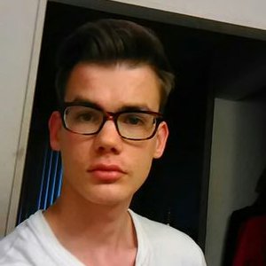 Profile Picture of Max Kahn (@Maxkahn1997) on Twitter