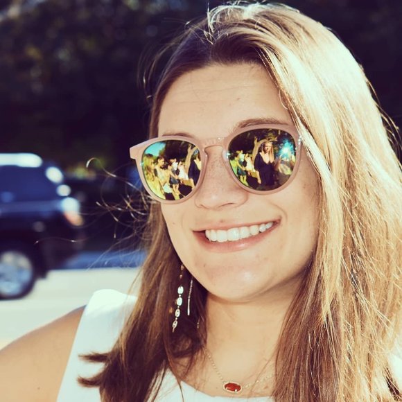 Profile Picture of Audrey Matthews (@audmatth) on Poshmark