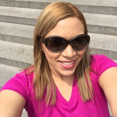 Profile Picture of Linnette Morales (@LinnetteMorale3) on Twitter