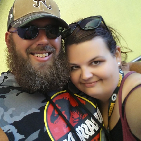 Profile Picture of Mariah Kramer (@mariahkramer317) on Poshmark