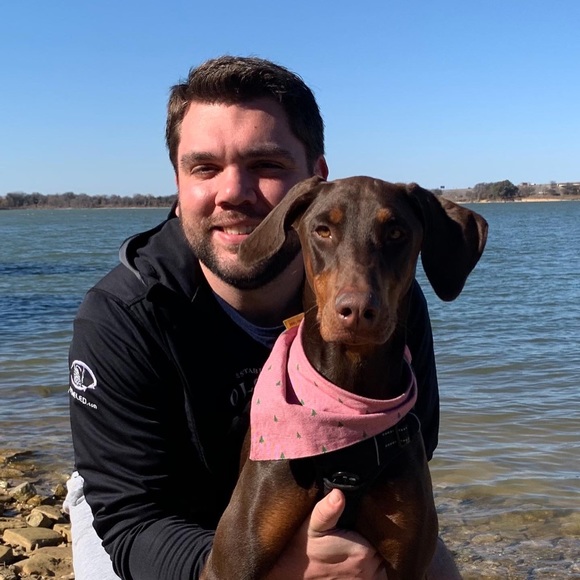 Profile Picture of Lucas Morales (@lucasmorales) on Poshmark