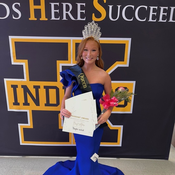 Profile Picture of Baylee Wilcut (@bayleewilcut) on Poshmark