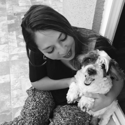 Profile Picture of Daniela Peña (@danielapeac) on Twitter