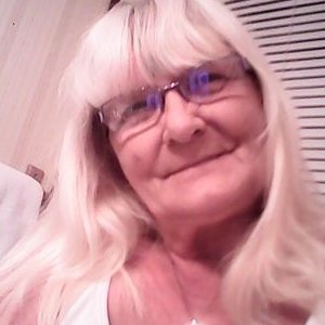 Profile Picture of Lynda J. Hicks (@hickslynda336_j) on Twitter