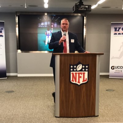 Profile Picture of Robert Sefcik (@AtcBobJax) on Twitter