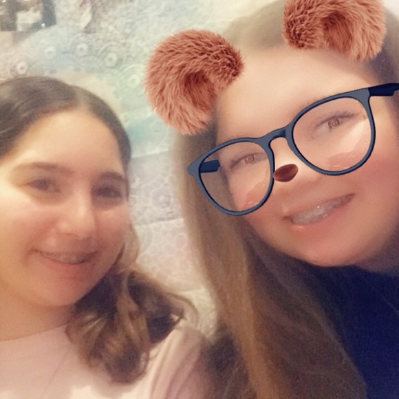 Profile Picture of Julianna Caliendo (@jules_caliendo) on Poshmark