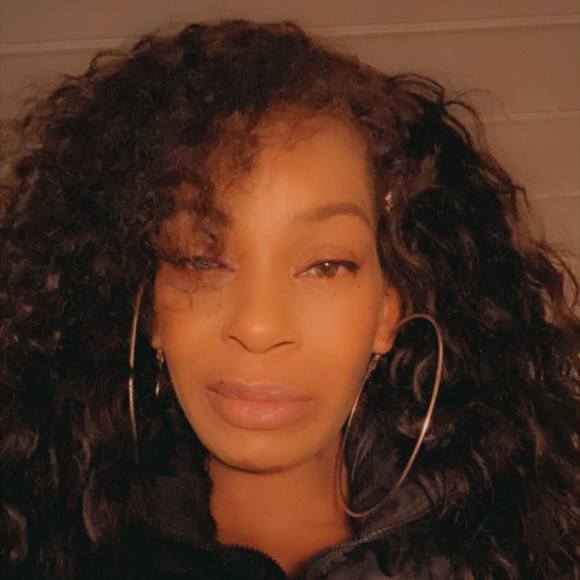 Profile Picture of Marcia Reid (@marciareid787) on Poshmark