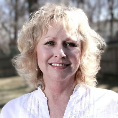 Profile Picture of Sheila Combs (@SheilaC89004770) on Twitter