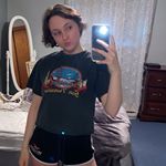 Profile Picture of Dev (@devonliztuttle) on Instagram