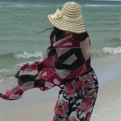 Profile Picture of Nancy Zhang (@nancyzhang678) on Twitter
