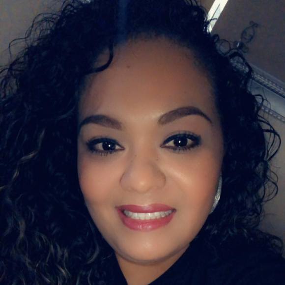 Profile Picture of Ada Chavez (@chavezada) on Poshmark