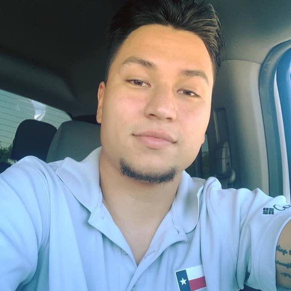 Profile Picture of David Barron (@davidbarron960) on Poshmark