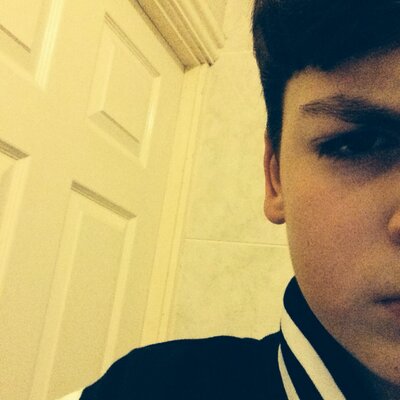 Profile Picture of Harry Lowe (@_harrylowe26) on Twitter