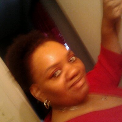 Profile Picture of Tonya S (@ivyware) on Twitter